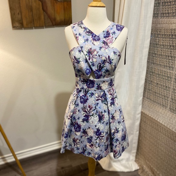 NWT Black Halo Landon Mini Dress - Picture 3 of 12